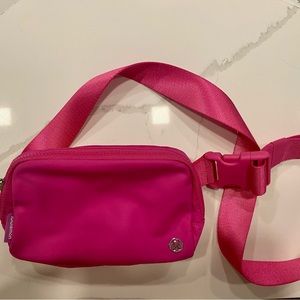 Lululemon belt bag